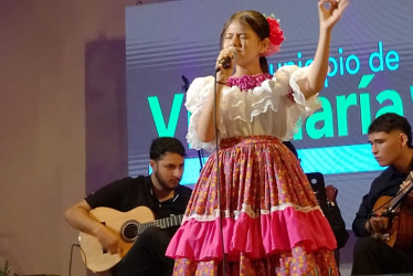 Sheyla Blandón de La Dorada cantó "Tiempo", de Chucho Mesa. Tiene 12 años.