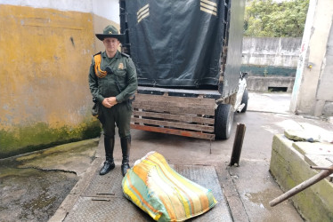 Se presume que la carne incautada podría venir de un matadero clandestino.