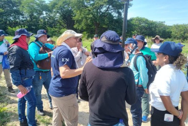 Foto I Cortesía Sena I LA PATRIA   Los drones son una apuesta del Sena para fortalecer el campo en Colombia. Roberto Angulo, que es un instructor del Centro Pecuario y Agroempresarial con sede en La Dorada (Caldas) capacita a personal de todo el país en la aplicación de esta tecnología para la ganaería colombiana. 