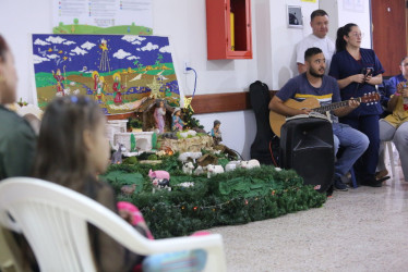 Novena infantil en el hospitalito