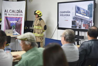 Autoridades de Manizales presentaron la campaña contra el uso de pólvora para evitar quemados en esta temporada navideña.