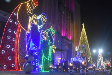 El alumbrado navideño en La Merced.