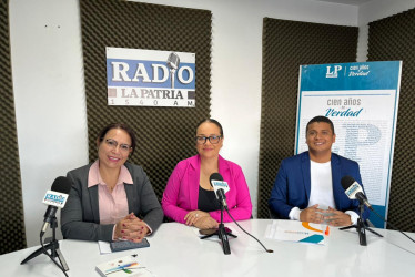 Foto | LA PATRIA  Representantes de la Universidad Católica Luis Amigó de Manizales 