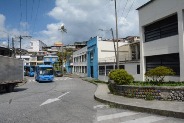 El colegio San Jorge, localizado en el barrio del mismo nombre en Manizales, está entre los más apetecidos por su calidad educativa y su ubicación. Por eso, ya no tiene cupos en matrículas, indica la Secretaría de Educación Municipal.