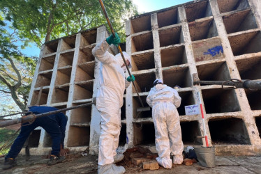 La UBPD intervino ocho sitios de interés forense en el cementerio Campo Hermoso de Bucaramanga, donde se recuperaron los cuerpos.