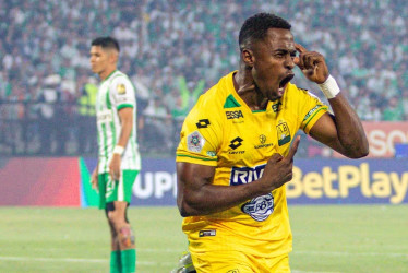 Verdolagas y leopardos igualaron 1-1 en Medellín, por la ida de la Superliga. La vuelta se jugará la próxima semana en la capital de Santander.