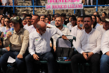 Al evento de la entrega de los computadores en Pensilvania (Caldas) asistió el gobernador, Henry Gutiérrez. 