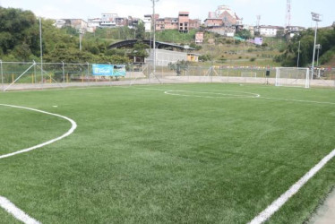 En el municipio quedó lista la remodelación de la cancha sintética. La inversión, según la Alcaldía, fue por $349 millones, gracias a un trabajo conjunto con la Gobernación de Caldas.