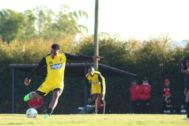 El paraguayo Fernando Lesme no llegará al Deportivo Pereira  