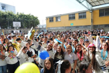 En la Normal Superior la comunidad educativa espera que pronto sea nombrado alguien para estar al frente de la Rectoría. 