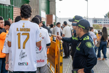 No se permitirá el ingreso de correas, sombrillas ni pólvora al estadio Palogrande.