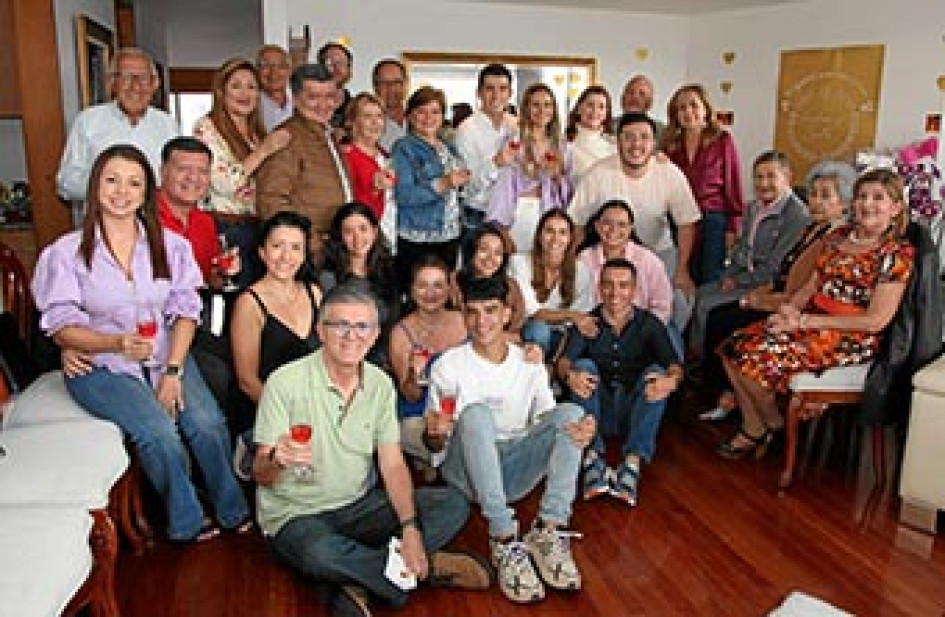 Fotos | Argemiro Idárraga | LA PATRI A Asistentes a la lluvia de cocina.