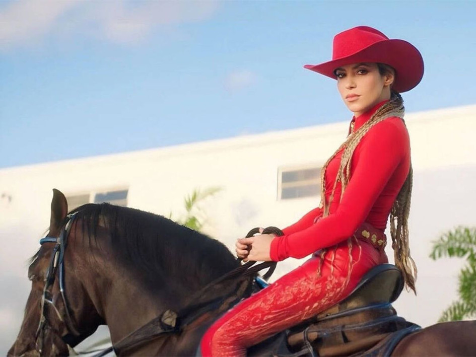 Shakira enciende las redes con su nuevo sencillo, “El Jefe