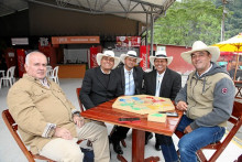 Nicolás Jaramillo, Néstor Espinal, Brayan Loaiza,  Óscar Marín y Lucio Barreto.