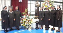 De izquierda a derecha, las religiosas Eva Martínez, Any Araya, Mirta Judiht Cerezo, Donelia Morales Morales, Jéssica Arango Hernández, Josefina Pineda y Emperatriz Buchelli.