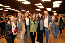 Olga Caro, Alejandra Cardona, Paula Toro, Catalina García, Lucía Londoño, Augusto Londoño y Sandra Velásquez.