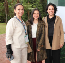 Ana María González, Camila Palacio y Paula Valencia.