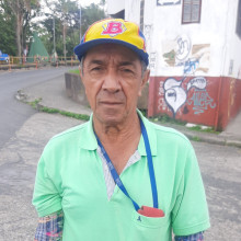 Ángel Antonio Velandia en el bulevar de Chipre, en Manizales