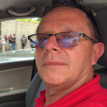 Nicolás Arturo Londoño (Taxista)